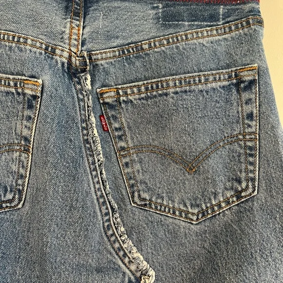 Y2K Riley Vintage Reworked Red Patch Denim Skirt Unique Indie Streetwear - Picture 6 of 6